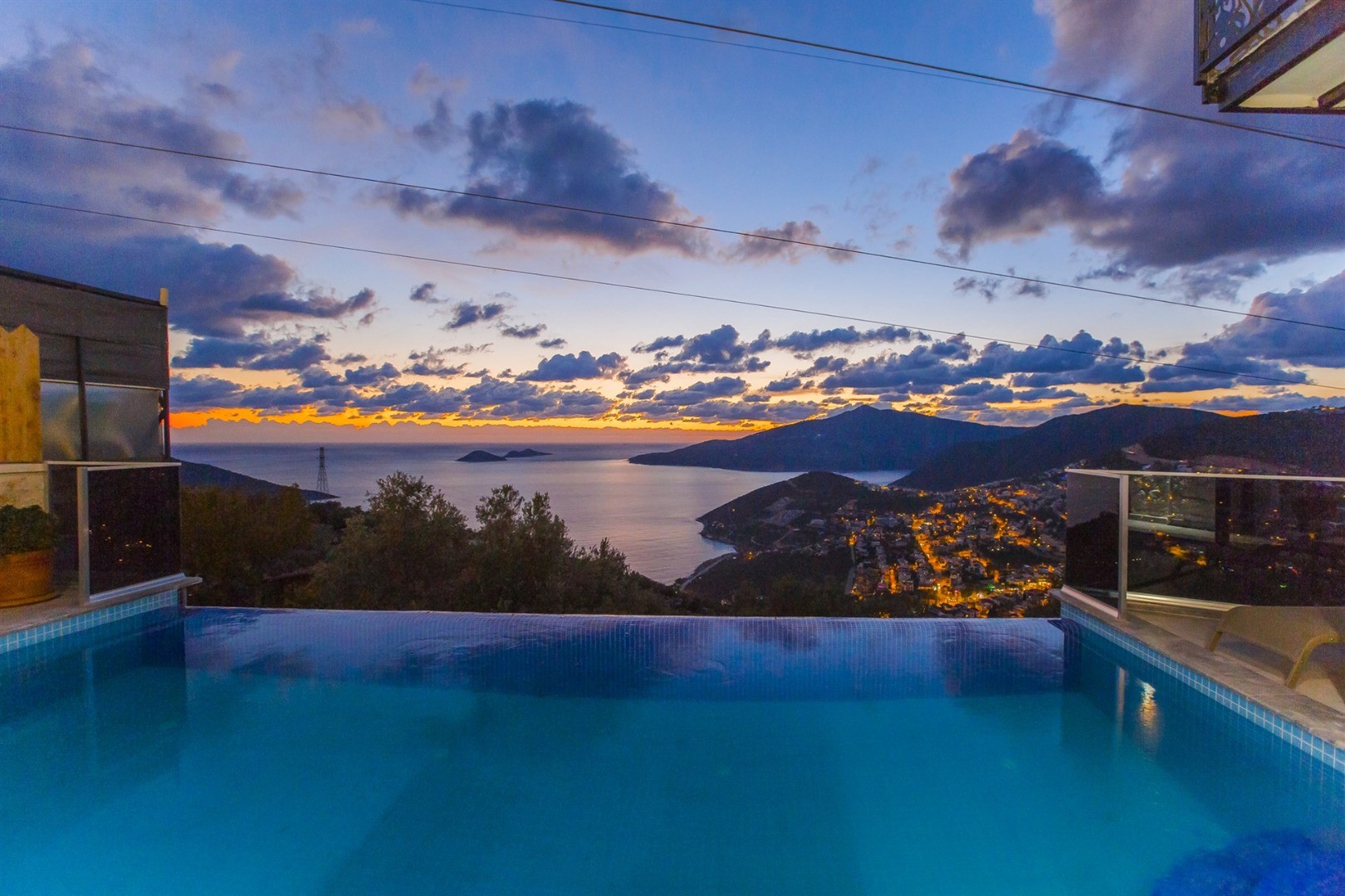 Blue-Vista-Villa-53_598.jpg